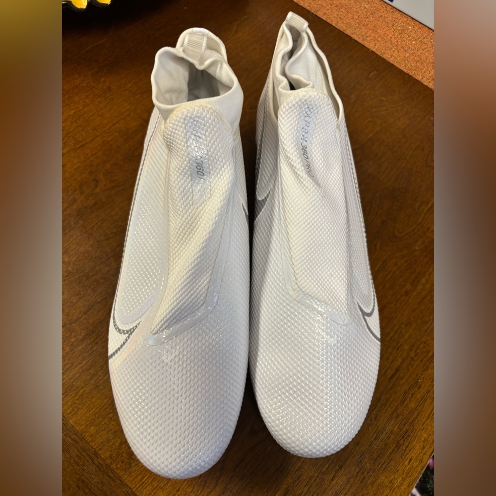 Nike Vapor Edge Pro 360 Triple White Football Cleats AO8277-108 Mens Size 14